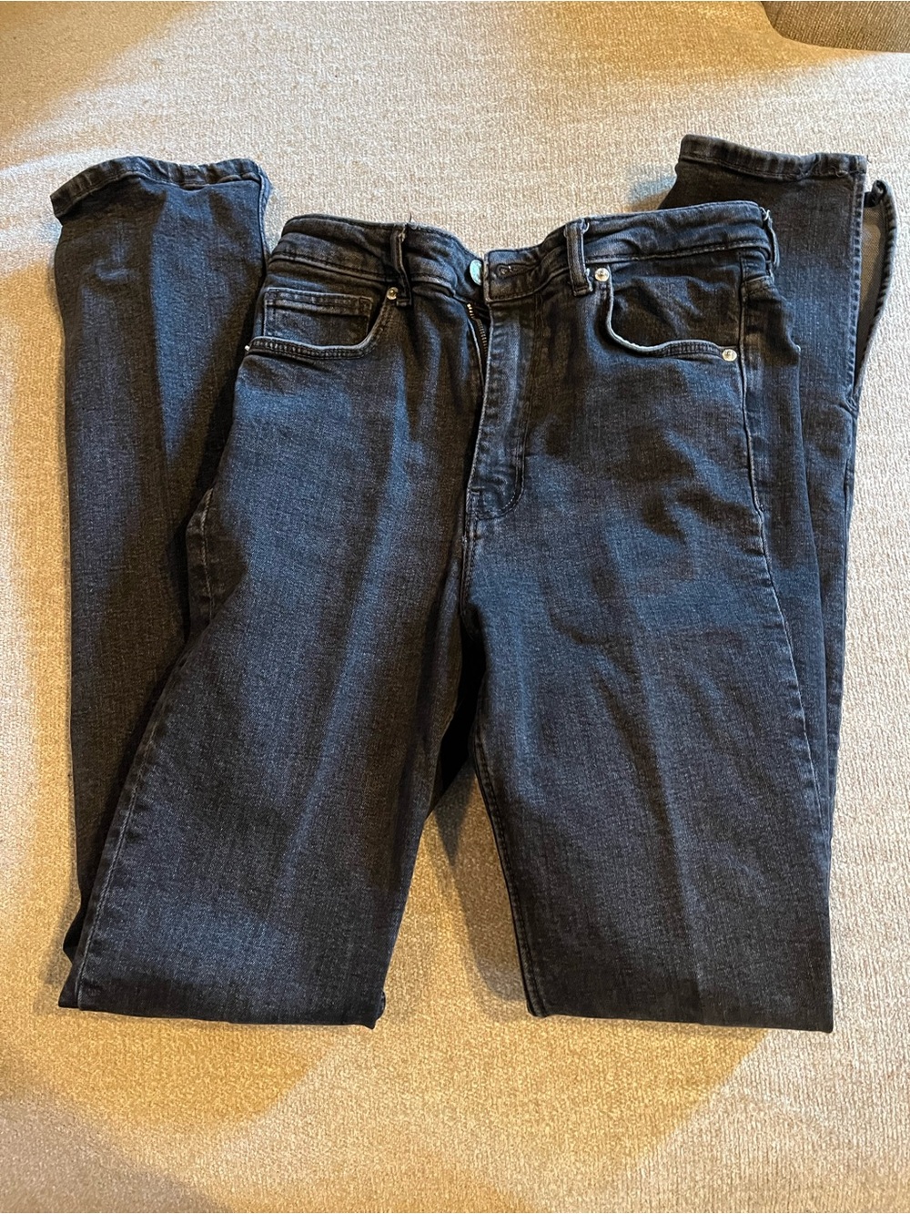 Zara Women Straight Leg Jeans in Black